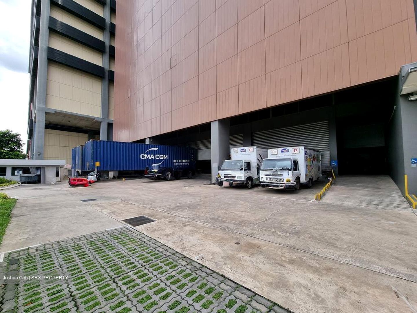 Foh Foh Building (D22), Factory #498087791